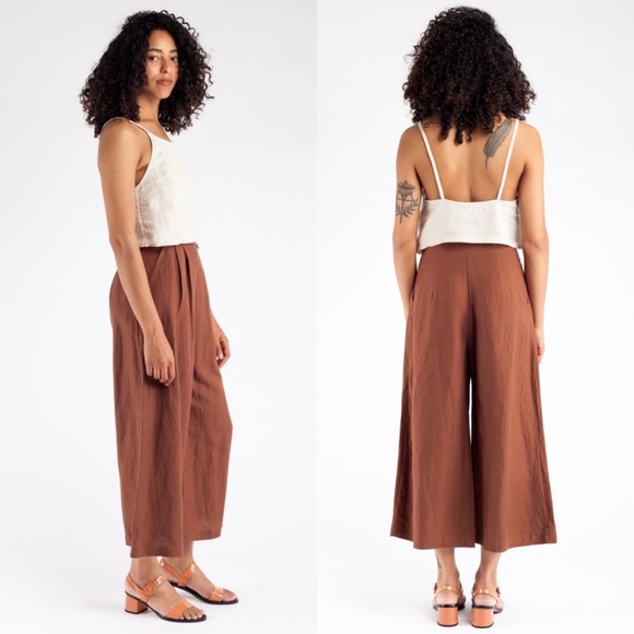 🌷sold🌷First Rite • Crop Camisole - Picture 3 of 8